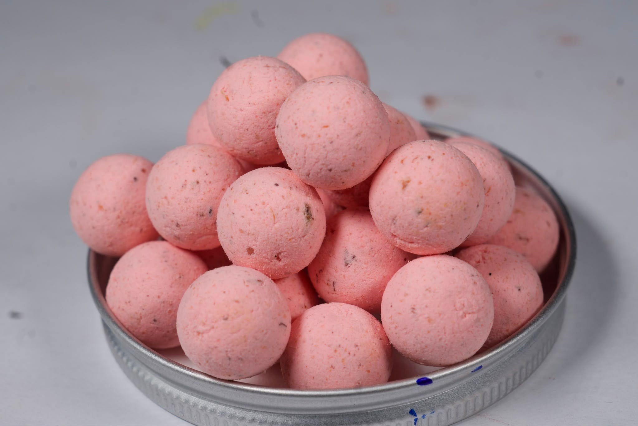 KRAKEN BOILIES

Built around a premium squid and marine protein base, Kraken Boilies are designed for anglers who demand the very best. Packed with high-grade squid meal, LT94 fishmeal, krill meal, hydrolysed fish proteins, liver powder, green-lipped mussel extract, pre-digested fishmeal, crustacean meals, marine oils and soluble fish proteins, every bait is loaded with attraction.



Enhanced with a rich blend of amino acids, betaine, yeast extracts, natural feeding triggers, organic acids, palatants and c